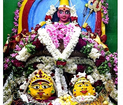 சங்ககிரி ஸ்ரீ ஓங்காளியம்மன், பேச்சியம்மன் கோயிலில் ஆடிப்பூர சிறப்பு பூஜை