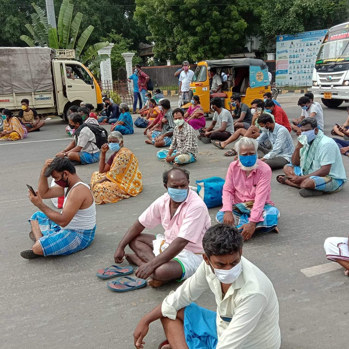 ஸ்ரீபெரும்புதூர் தனியார் மருத்துவமனையில் கரோனா நோயாளிகள் போராட்டம்