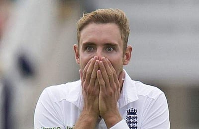 முதல் இன்னிங்ஸில் 197 ரன்களுக்கு ஆட்டமிழந்தது மே.இ. தீவுகள்