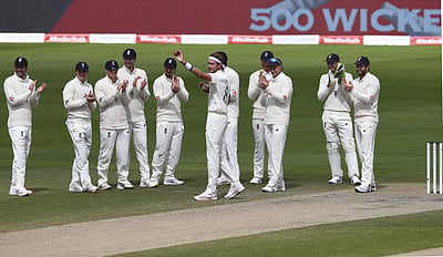 3-வது டெஸ்டில் வெற்றி: தொடரைக் கைப்பற்றியது இங்கிலாந்து