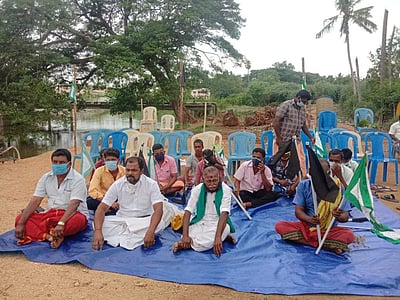 திருச்சியில் விவசாயிகள் காத்திருப்பு போராட்டம்