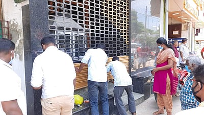 காஞ்சிபுரத்தில் அனுமதியின்றி செயல்பட்ட விடுதிக்கு சீல் வைப்பு