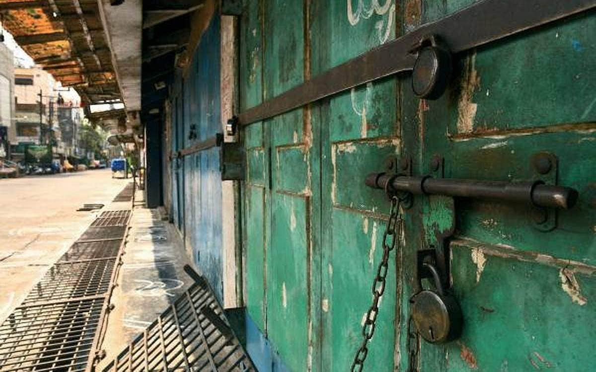 ஆந்திரம்: மச்சிலிபட்டினம் சட்டமன்ற தொகுதியில் முழு ஊரடங்கு