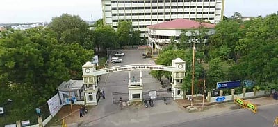 முழு பொது முடக்கத்தால் வெறிச்சோடிய ஈரோடு - புகைப்படங்கள்