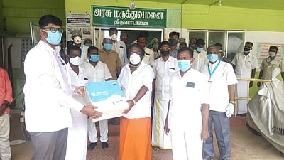 திருவாடானை அரசு மருத்துவமனைக்கு ரூ.25 லட்சம் மதிப்பிலான மருத்துவ உபகரணங்கள்: கருணாஸ் எம்எல்ஏ வழங்கினார்