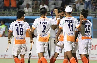 கரோனாவால் பாதிக்கப்பட்ட ஆறு ஹாக்கி வீரர்களும் மருத்துவமனையில் அனுமதி