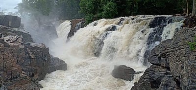 ஒகேனக்கல்லுக்கு நீர்வரத்து அதிகரிப்பு