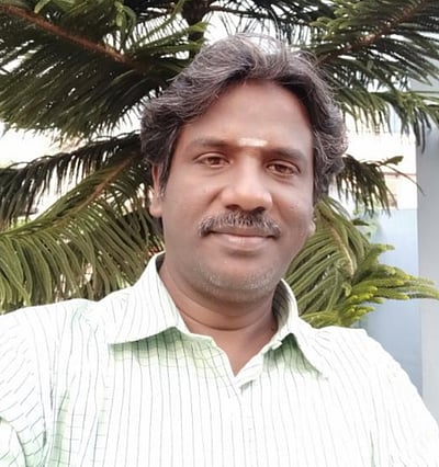 தமிழகத்தில் முதல்முறையாக 100 கி.மீ. வேகத்தில் இயக்கப்பட்ட  வைகை அதிவிரைவு ரயில்