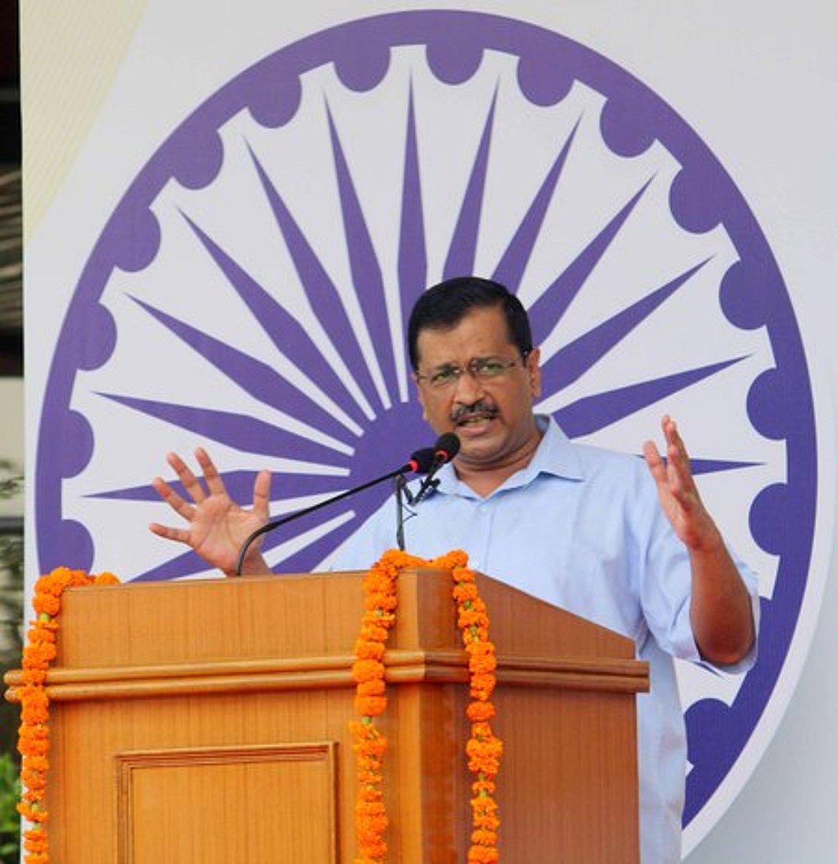 கரோனா சூழலில் முழு திருப்தி இல்லாவிட்டால் பள்ளிகள் திறக்கப்படாது: சுதந்திர தின விழாவில் முதல்வா் கேஜரிவால் உறுதி