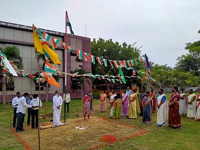 திருவாரூா் மாவட்டத்தில் சுதந்திர தின கொண்டாட்டங்கள்