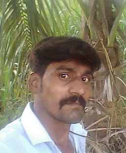 பழனி அருகே விபத்தில் இளைஞா் பலி: டாஸ்மாக் கடையை மூடி பொதுமக்கள் போராட்டம்