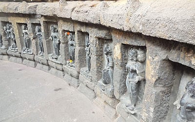 அறுபத்து நான்கு யோகினிகள்