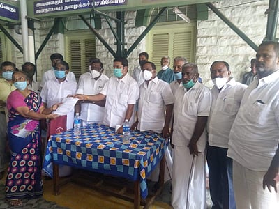 ஈரோட்டில் 330 பேருக்கு முதியோர் உதவித்தொகை ஆணை வழங்கல்