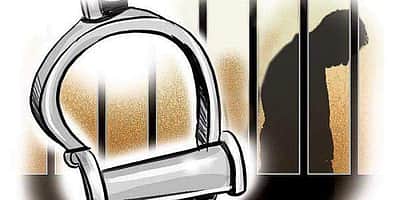 பாங்காக் சென்றதை மறைக்க கடவுச்சீட்டின் பக்கங்களைக் கிழித்த நபர் கைது!