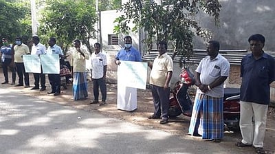 தருமபுரி: விடுதலைச் சிறுத்தைகள் கட்சியினா்ஆா்ப்பாட்டம்