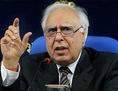 'பதவியைப் பற்றியது அல்ல, நாட்டைப் பற்றியது': கபில் சிபல்