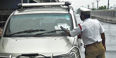 இ-பாஸுடன் பயணிப்போரிடம் சோதனைகள் இல்லை