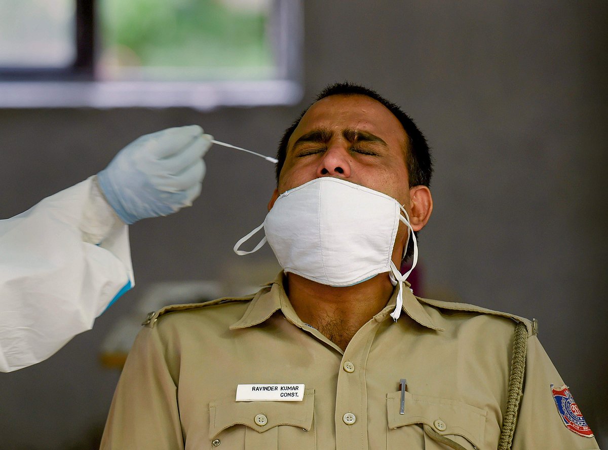 மகாராஷ்டிர காவல்துறையில் புதிதாக 106 பேருக்கு தொற்று : மேலும் 2 பேர் பலி