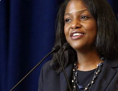 நியூ ஜெர்ஸி உச்ச நீதிமன்றத்துக்கு முதல் கறுப்பின பெண் நீதிபதி நியமனம்