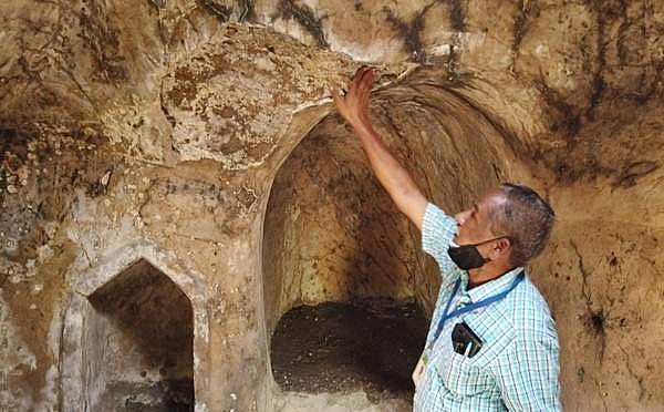 சிவகாசி அருகே 1600 ஆண்டுகள் பழமையான குடவரைக் கோயில்