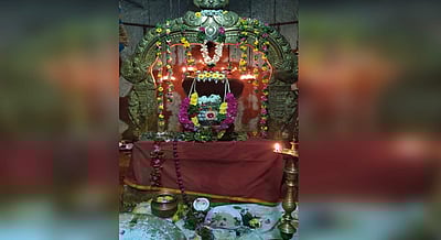 அருள்மிகு வெள்ளியம்பலநாதர் கோவிலில் ஆவணி மாத பிரதோச வழிபாடு