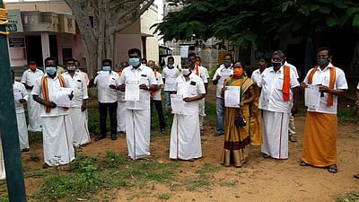 குடிநீர் இணைப்பு வழங்க வசூல்: நடவடிக்கை எடுக்கக் கோரி பாஜக மனு