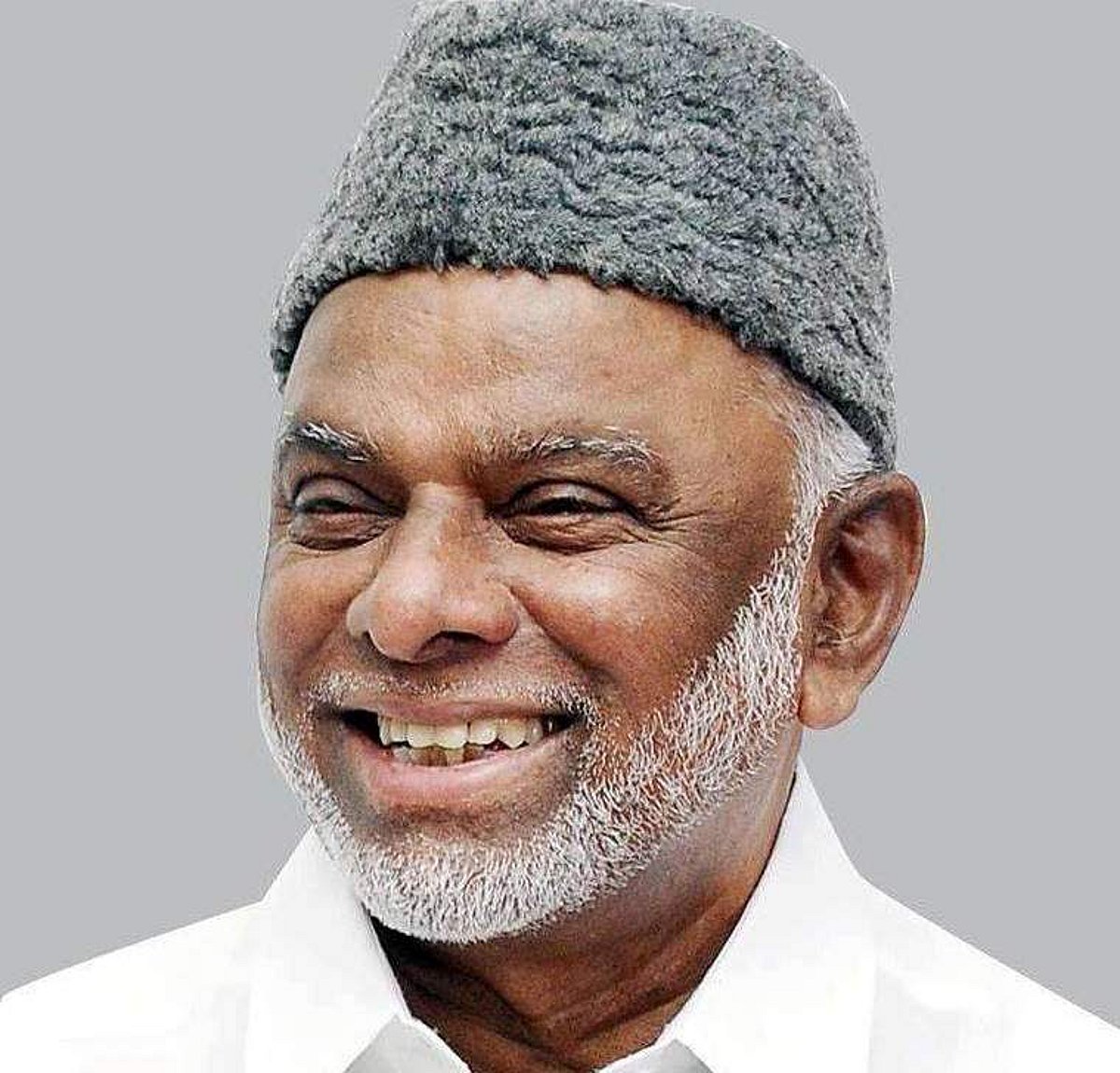 முஸ்லிம் வாக்குகள் சிதறாது: இந்திய யூனியன் முஸ்லிம் லீக் தேசியத் தலைவர் கே. எம். காதர் மொகிதீன்