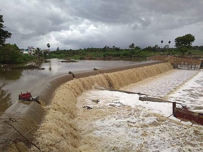 நொய்யலில் வெள்ளப்பெருக்கு: விநாடிக்கு 1,700 கன அடி நீர் வரத்து 