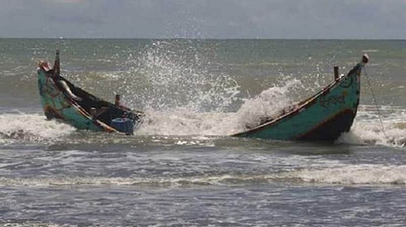 Six fishermen missing after boat capsizes off Visakhapatnam coast