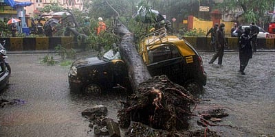 மகாராஷ்டிரத்தில் வெள்ளம்: தேசிய நெடுஞ்சாலைகள் மூடல்