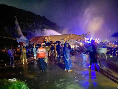 கேரள விமான விபத்து  - புகைப்படங்கள்