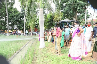 வேளாண் அறிவியல் நிலையத்தில் பண்ணை இயந்திரமயமாக்கல் விழா