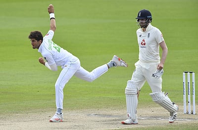 பரபரப்பான கட்டத்தில் முதல் டெஸ்ட்: இலக்கை நோக்கிய இன்னிங்ஸில் இங்கிலாந்துக்கு நல்ல தொடக்கம்