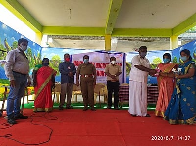 கரோனா பாதுகாப்பு உபகரணங்கள் வழங்கல்