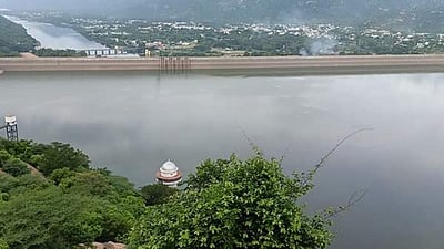 மேட்டூா் அணையின் நீா்மட்டம் 70.05 அடி உயா்வு