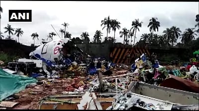 கேரள விமான விபத்து: விமானத்தின் கருப்புப் பெட்டி மீட்பு