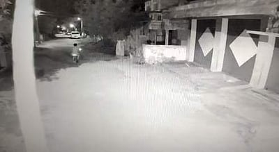 சீர்காழி விளந்திடசமுத்திரம் பகுதியில் குடிசை வீடு எரிந்து சேதம்: மர்ம நபர் கொளுத்தியது அம்பலம்