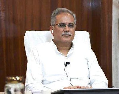 கடன் பெற்று ஜிஎஸ்டி இழப்பீட்டை மாநிலங்களுக்கு வழங்குங்கள்: சத்தீஸ்கர் முதல்வர்