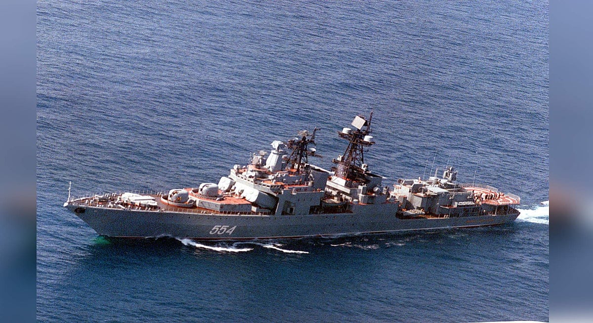 இலங்கைக்கு வந்த ரஷியப் போர்க்கப்பல்கள்