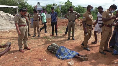 மணப்பாறையில் கத்திக் குத்து காயங்களுடன் மின்வாரிய ஊழியர் சடலம் மீட்பு