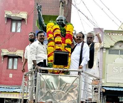 ராணிப்பேட்டையில் மதிமுக சார்பில் அண்ணா பிறந்தநாள் விழா