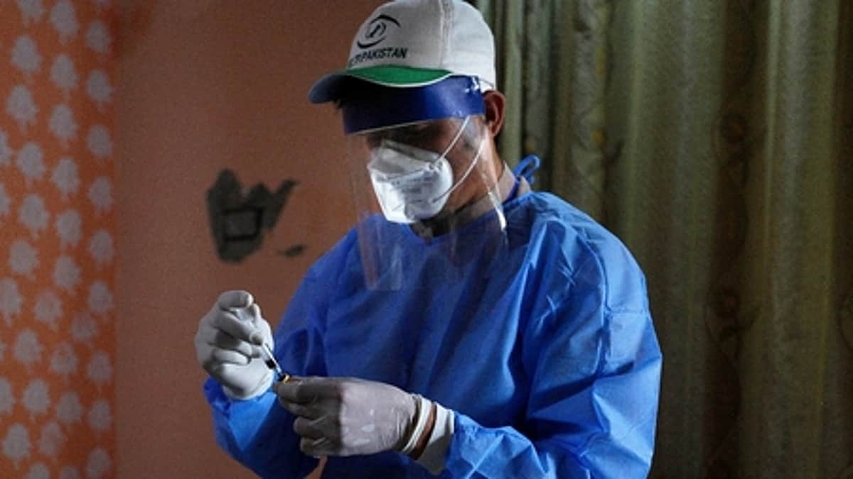 பாகிஸ்தானில் 96 % பேர் கரோனாவிலிருந்து மீண்டனர்