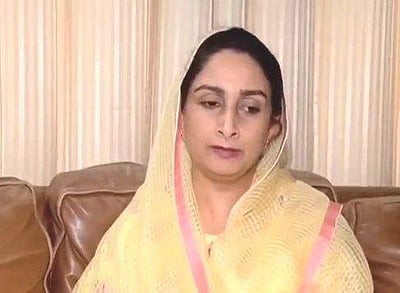 விவசாய மசோதாக்களுக்கு எதிர்ப்பு:  சிரோமணி அகாலி தள மத்திய அமைச்சர் ராஜினாமா