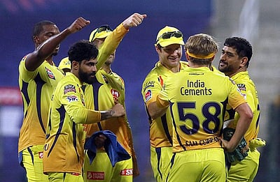 அடுத்தடுத்து விக்கெட்டுகளை வீழ்த்திய சென்னை: வெற்றிக்கு 163 ரன்கள் இலக்கு