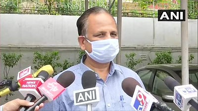 கரோனா: தில்லியில் சமூக பரவலை ஒப்புக்கொண்டிருக்க வேண்டும்