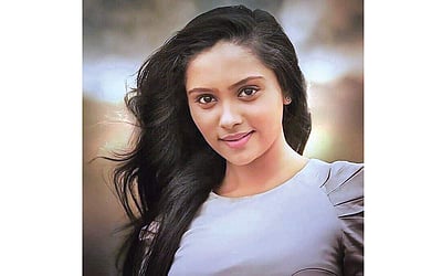 பற்ற வைத்த நெருப்பொன்று...