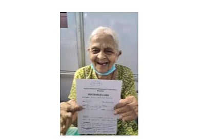 மகாராஷ்டிரத்தில் கரோனா பாதிப்பில் இருந்து மீண்ட 106 வயது மூதாட்டி