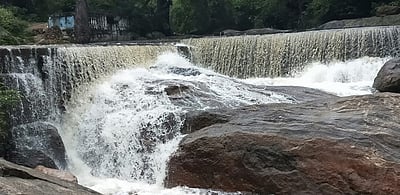 போடி மலைக்கிராமங்களில் மழை: கொட்டகுடி ஆற்றில் வெள்ளப்பெருக்கு