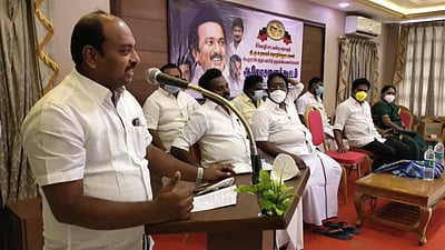 சீர்காழியில் திமுக தகவல் தொழில்நுட்ப அணி ஒருங்கிணைப்பாளர்கள் ஆலோசனைக் கூட்டம்