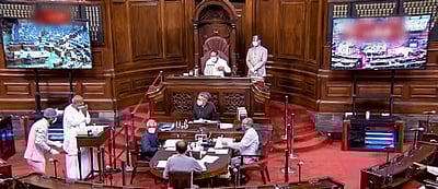 அமளிக்கு பிறகு மாநிலங்களவை மீண்டும் கூடியது